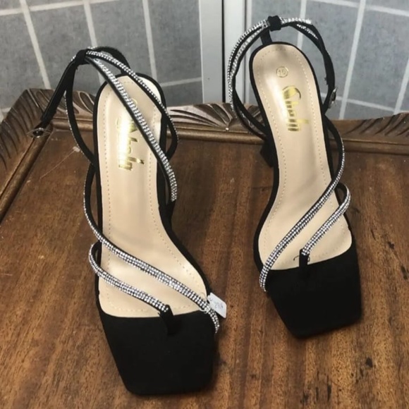 Sheln | Shoes | Sheln Woman Shoes Black High Heels Size Spool Style ...
